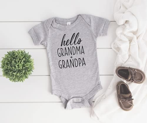 Обява за бременността, за баби и дядовци Размер 0-3 месеца: Здравейте, баба + Дядо Обява за раждане на детето за семейни сесии Сив